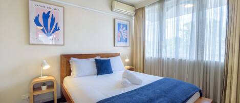 3 bedrooms, iron/ironing board, WiFi