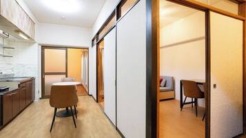 Apartment(d04), Non Smoking | WiFi (free), bed sheets