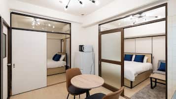 Free WiFi, bed sheets