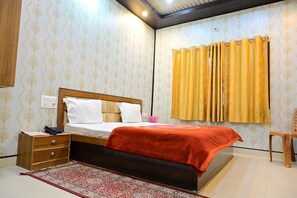 Room - Hotel Awadh Vilas (Ayodhya)