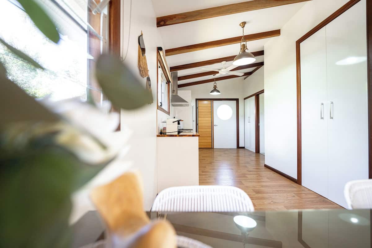 Luxury-Studio, Seeblick, zum Garten hin | Wohnbereich