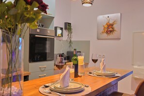 Dining - Vrbo Property (Saint-Privat)