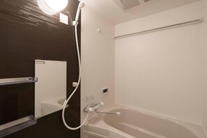 무료 세면용품, 헤어드라이어, 타월, 샴푸