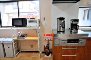 Full-sized fridge, microwave, oven - KAKENKAN (Miyazu)