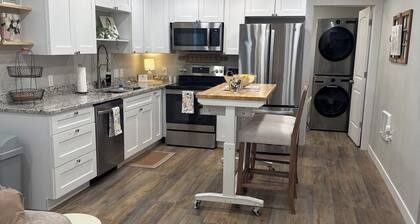 Charming Converted Shop Apartment with 4H roots