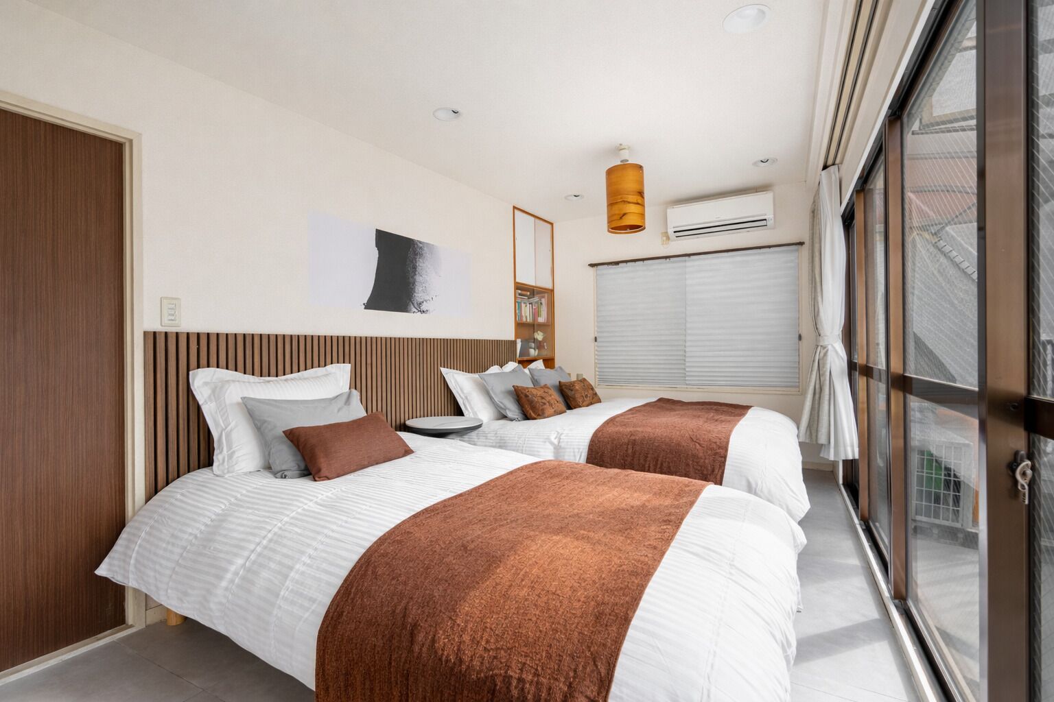 2 bedrooms, iron/ironing board, travel cot, free WiFi