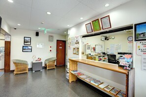 Lobby - yuugennkaisha kankou hoteru orinnpia (Okinawa)