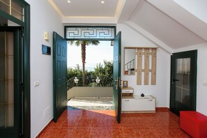 Interior - Villa Meminaj With Sea View And Garden (Orikum)
