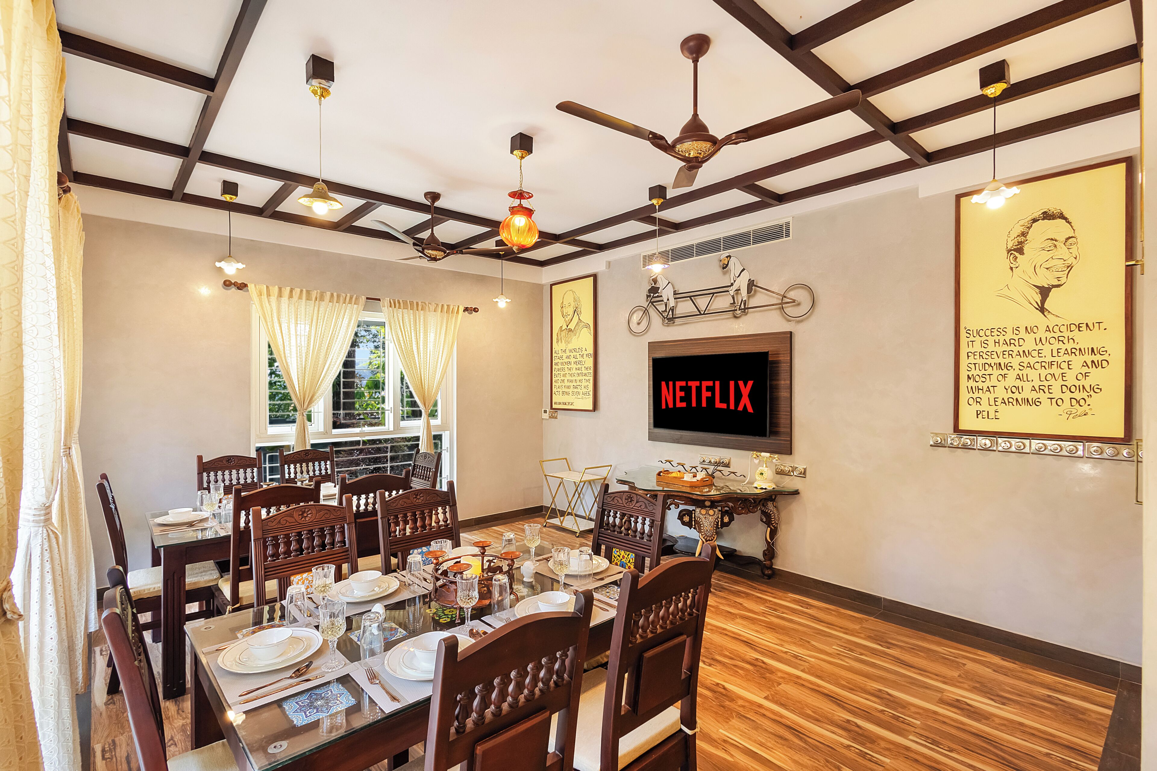 Deluxe-huvila | Ruokailu