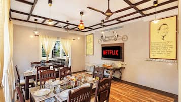 Deluxe-huvila | Ruokailu