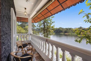 Terrace/patio - Vintage Retreat by ELIVAAS 5BHK Villa (Aluva)