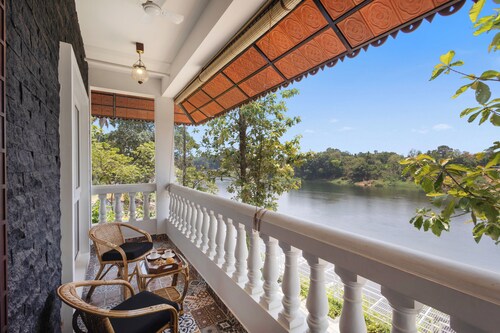 Vintage Retreat by ELIVAAS 5BHK Villa
