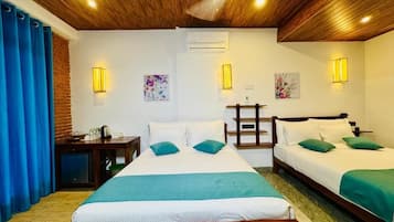 Family Triple Room, Balcony, Mountain View