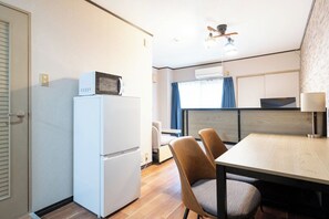 Apartment(c02), Non Smoking | In-room dining - Alita Clover Heights (Osaka)