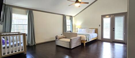 3 bedrooms, free WiFi, bed sheets