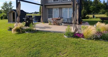 Holiday Home, Sauna, Jacuzzi, air Conditioning