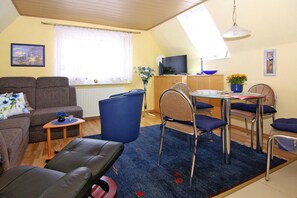 Living room - Wohnung in Busum mit Garten (Büsum)