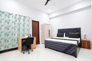 Room - Hotel City Charm Homestay Dehradun (Dehradun)