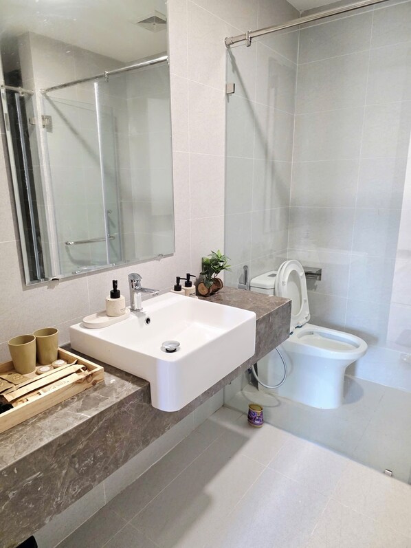 Shower, hair dryer, bidet, towels - Boho and Cozy Home in Sapa -5Min to Center (Sapa)