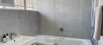 3-bedroom Beach Penthouse in Ballito