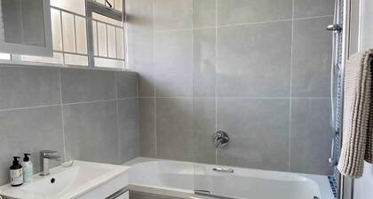 3-bedroom Beach Penthouse in Ballito