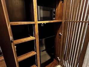 Individually decorated, free WiFi, bed sheets - HAKATASUITEI (Fukuoka)
