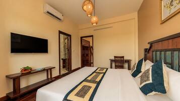 Deluxe Triple Room | Bar mini, Wi-fi percuma, cadar katil