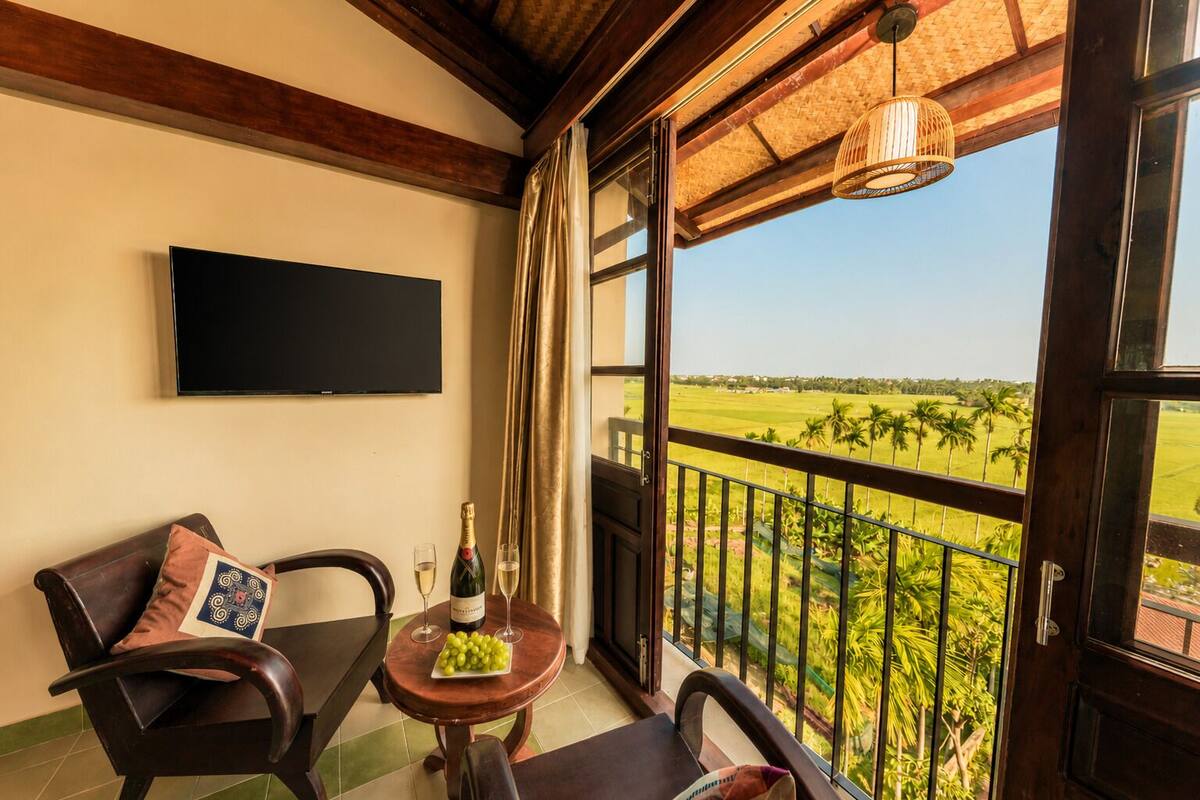 Suite Signature, 1 très grand lit, balcon, vue jardin | Vue de la chambre