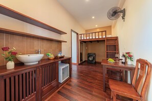 Perhestudio | Sisätilat