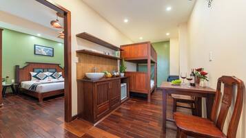 Family Studio | Free WiFi