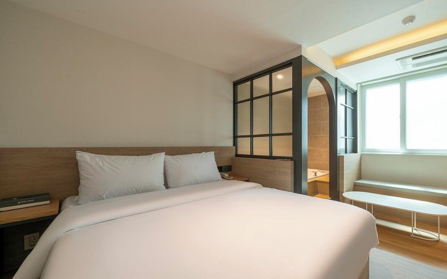 Wifi gratis y ropa de cama 