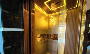 Elevator - Hotel Shanti Residency Vrindavan (Mathura)