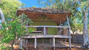 Apartament superior, balcó, vistes al llac | Exterior