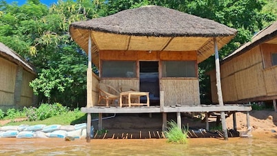 Anake Lodge
