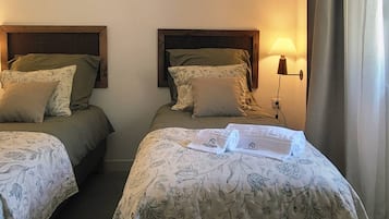 House, 3 Bedrooms, Patio