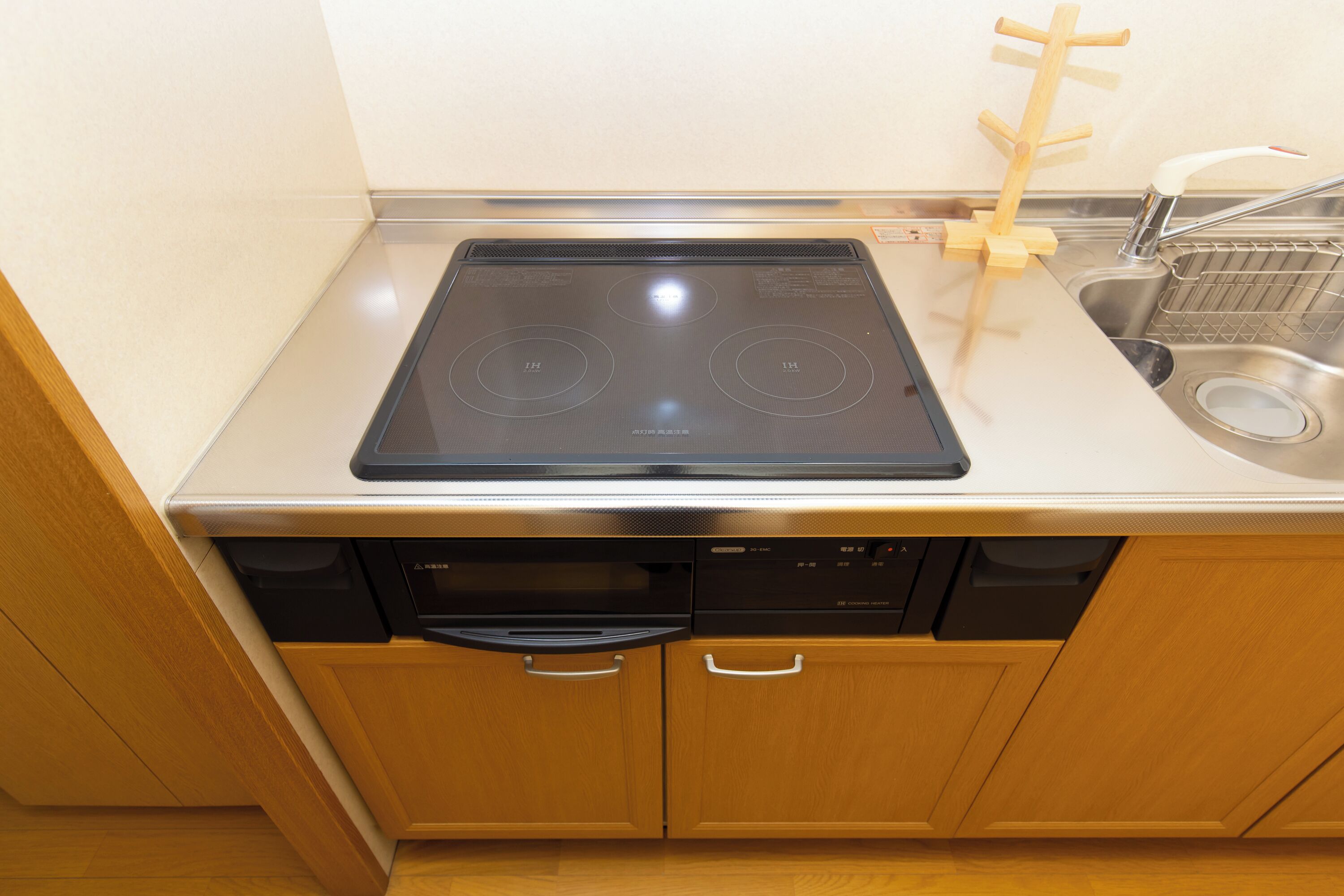 Comfort Apartment, 1 Bedroom, City View | Private kitchen | Fridge, microwave, toaster, rice cooker
