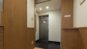 入口