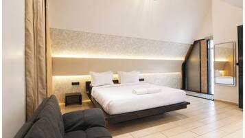 Deluxe Double Room, Air conditioning, Poolside | View from room