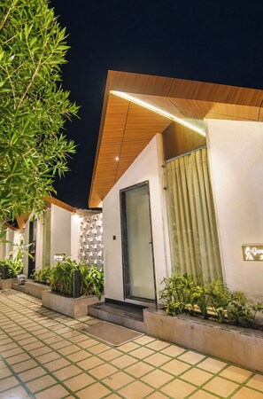 Hypo-allergenic bedding, desk, soundproofing, free WiFi - Hotel Swastik Resort Jagdalpur (Jagdalpur)