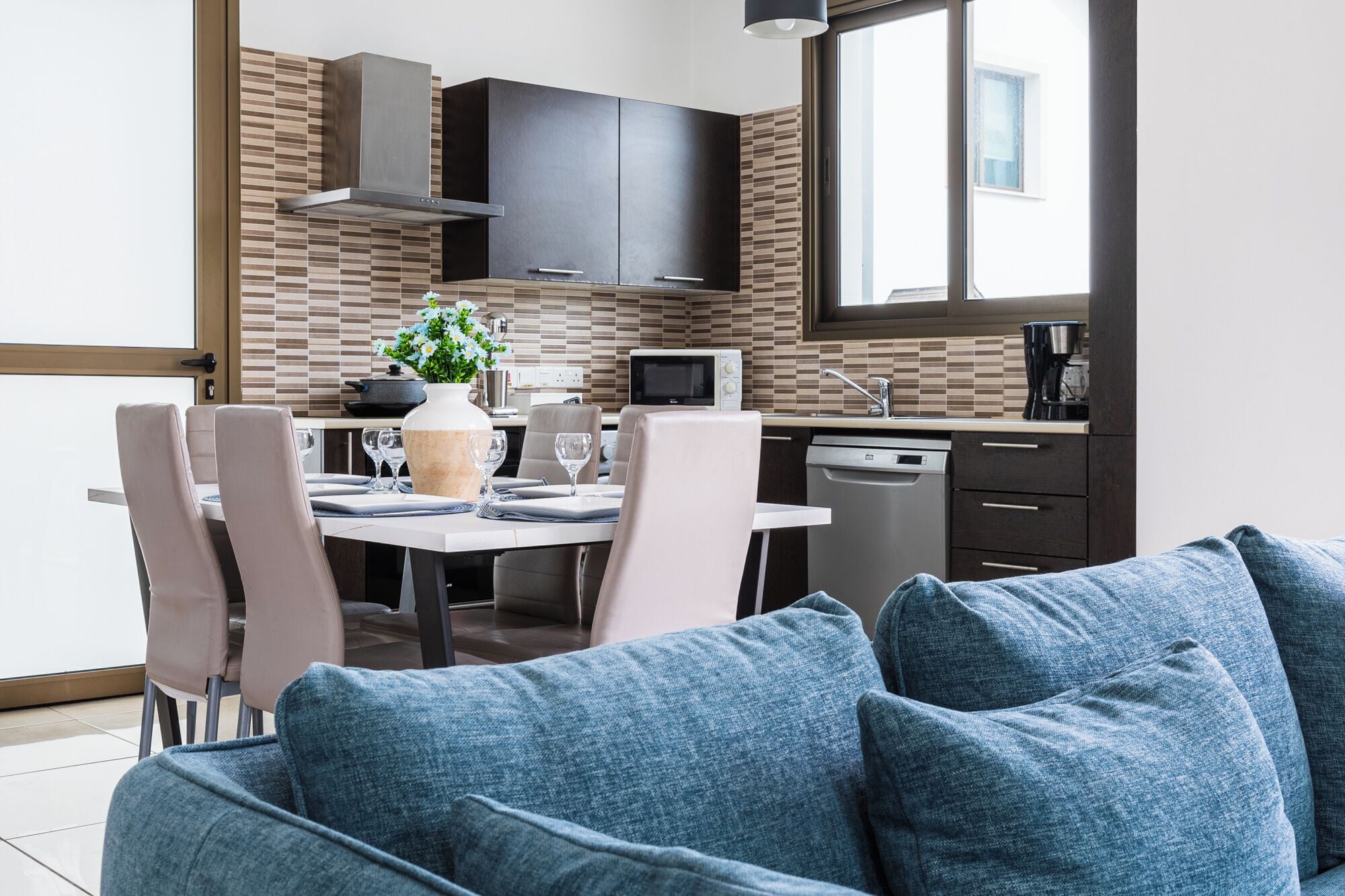 Villa, 3 Bedrooms, Private Pool, City View | Dining