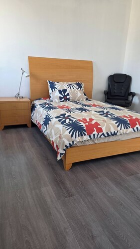 Cozy room near airport