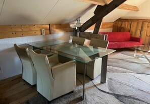 Dining - Will's Ranch - Guesthouse (Heibloem)