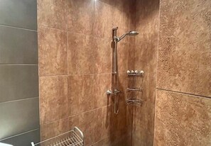 Shower - Will's Ranch - Guesthouse (Heibloem)