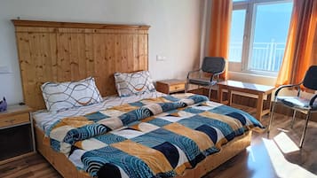Double Room | Rollaway beds, free WiFi, bed sheets