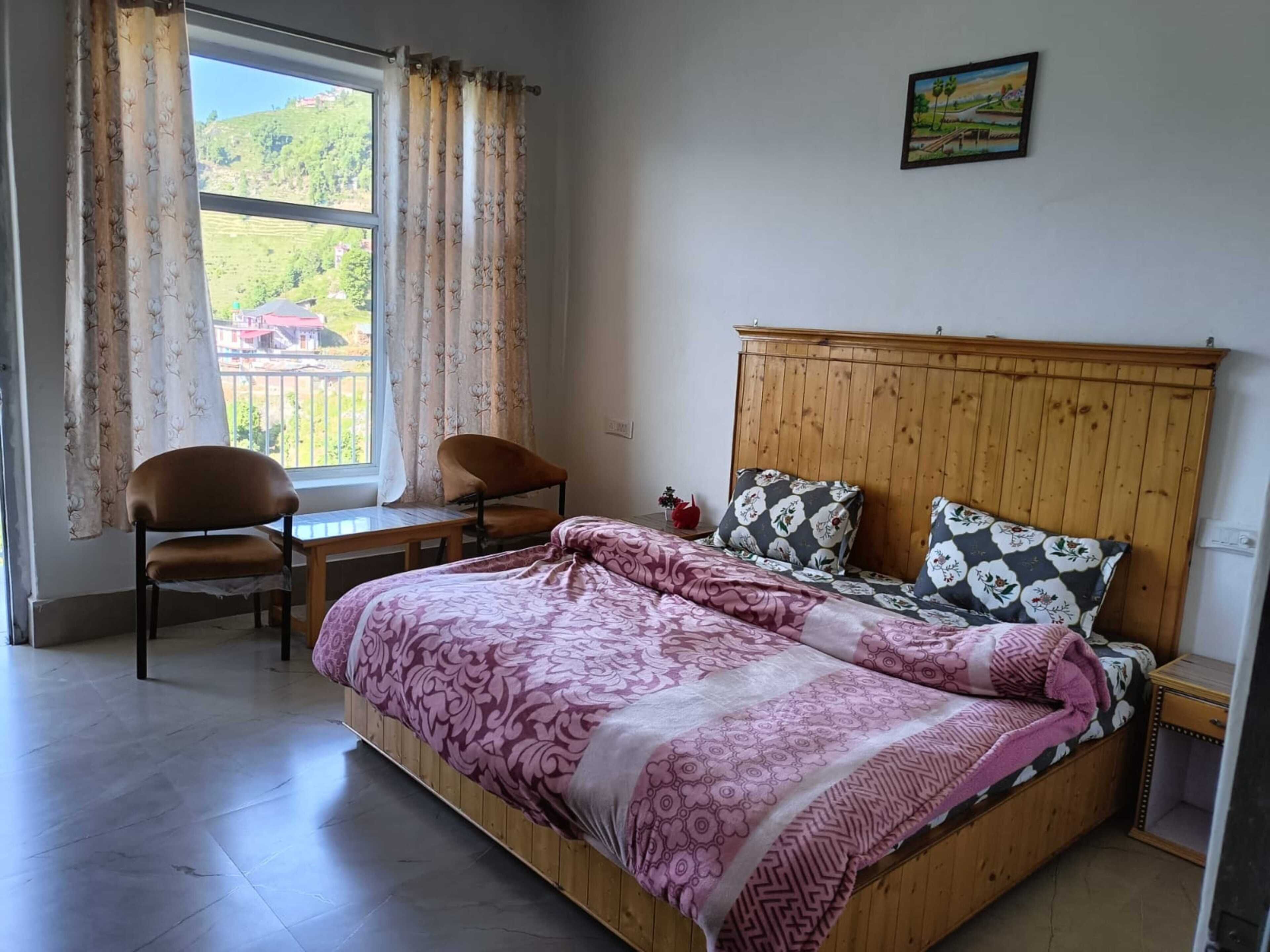 Habitación doble | Camas supletorias, wifi gratis, ropa de cama