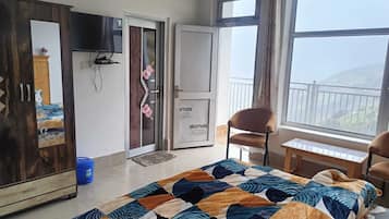 Double Room | Rollaway beds, free WiFi, bed sheets