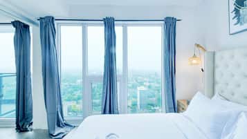 Family Suite, 2 Bedrooms, Private Bathroom, City View