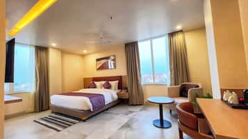 Luxury Double Room | Egyptian cotton sheets, premium bedding, down duvets