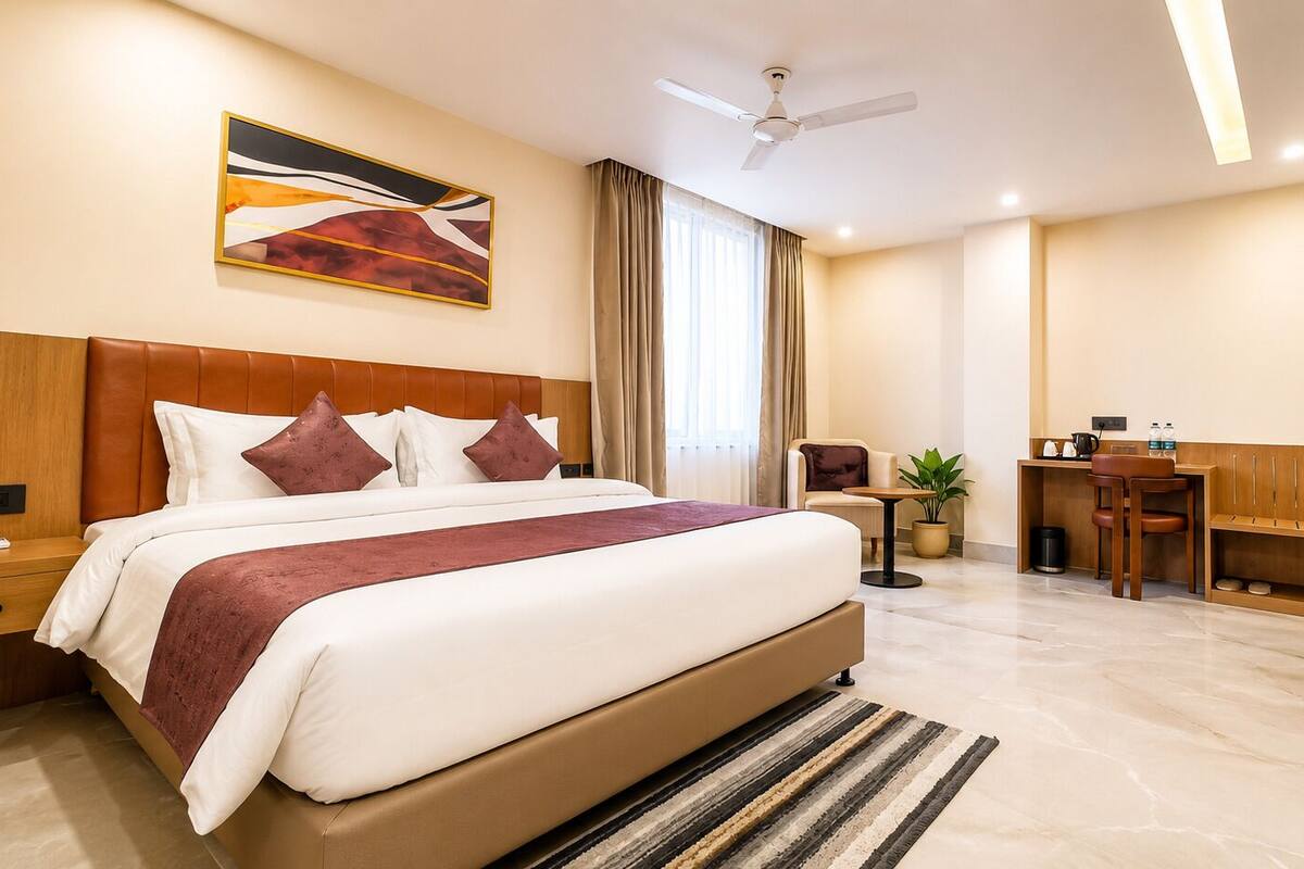Luxury Suite | Egyptian cotton sheets, premium bedding, down duvets