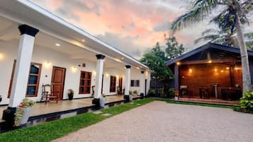 Deluxe Double Room, Garden View | Exterior